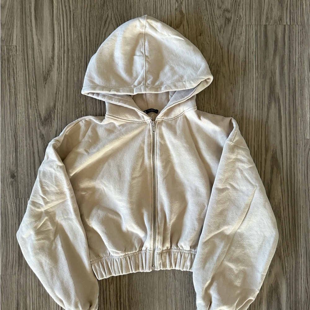 Cream Cropped Hoodie from Zara, Size M